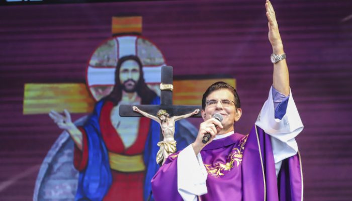 Padre Reginaldo ManzottiFoto: José Fernando Ogura/SMCS