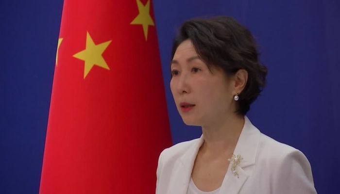 China pede que EUA não usem países como desculpa para interesses próprios  • Reuters