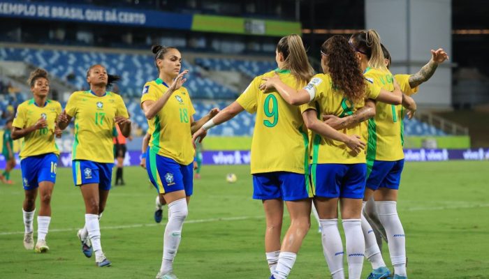 Brasil teve de segurar a disputa com uma jogadora a menos no 2º tempo  • Buda Mendes - FIFA/F...