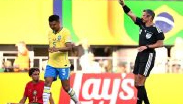 Brasil tem dois pendurados; veja regras de suspensão por amarelo na Copa