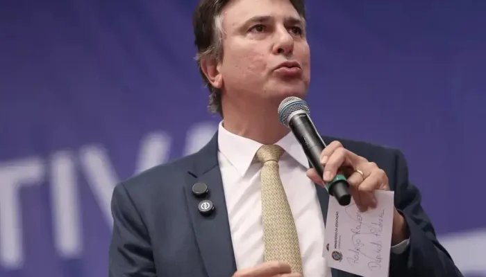 O ministro da Educação, Camilo Santana  • José Cruz/Agência Brasil