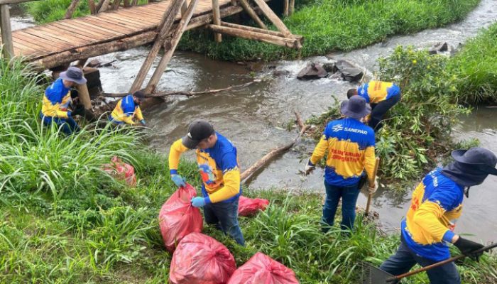 Sanepar mobiliza 350 voluntários em mutirão de limpeza de rios no ParanáFoto: Sanepar