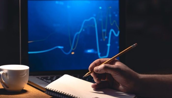 Investimentos de pessoa física crescem 6,4% no 1º semestre, a R$ 9,141 tri  • Freepik