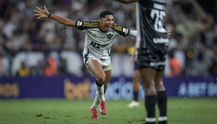 Rony comemora golaço na vitória do Atlético-MG sobre o Ceará  • Pedro Souza / Atlético