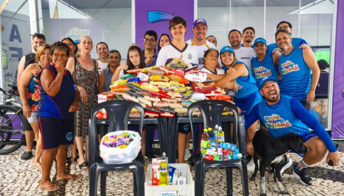 Arena Gamer do Verão Maior Paraná entrega 350 quilos de alimentos à Apae de MatinhosFoto: Edua...