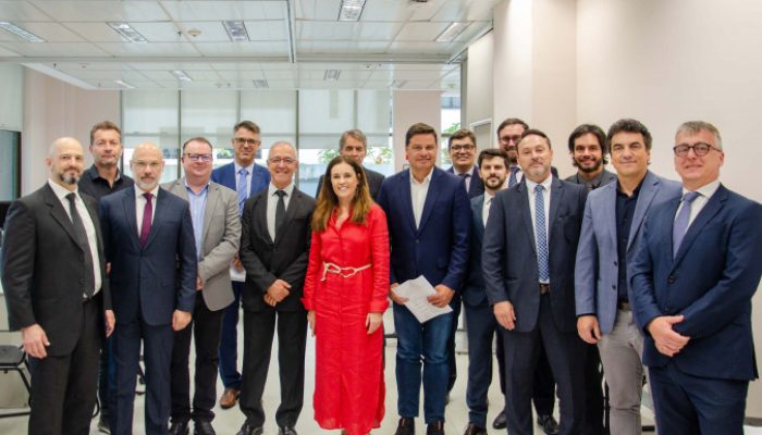 Estado firma acordo judicial que encerra passivo histórico da FerroesteFoto: PGE