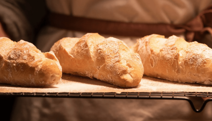 Preço do pão deve subir com elevação do custo da farinha de trigo  • Reprodução Facebook...