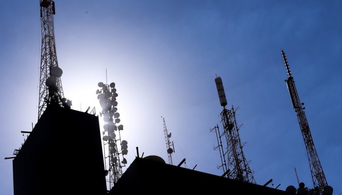 Torre de telefonia  • Marcelo Camargo/Agência Brasil
