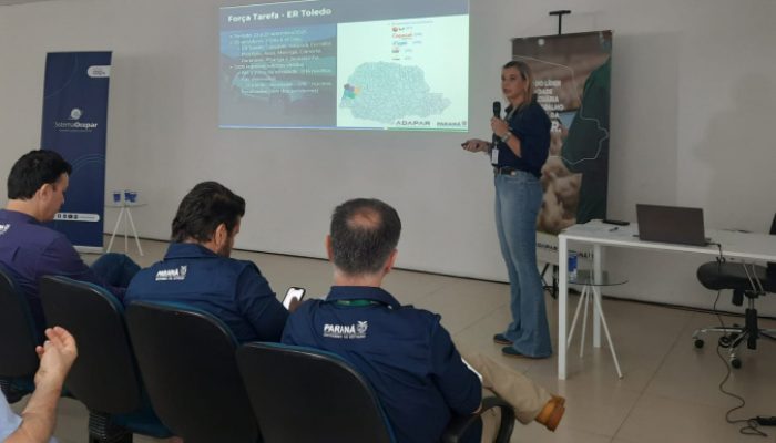 Em reuniões no Show Rural, Adapar aborda temas para o fortalecimento da pecuária paranaenseFoto...