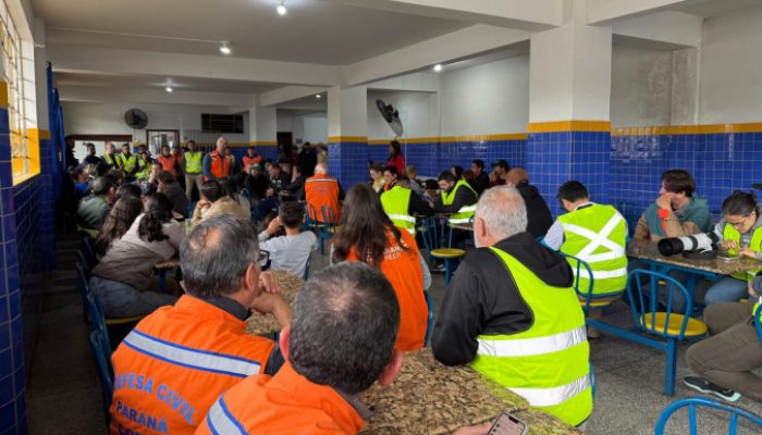 Simulado da Defesa Civil em Antonina treina população para situações de inundaçãoFoto: Defe...